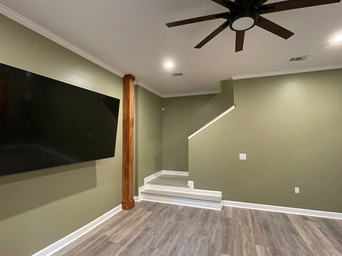 Finished basement recreation space in Hampton GA